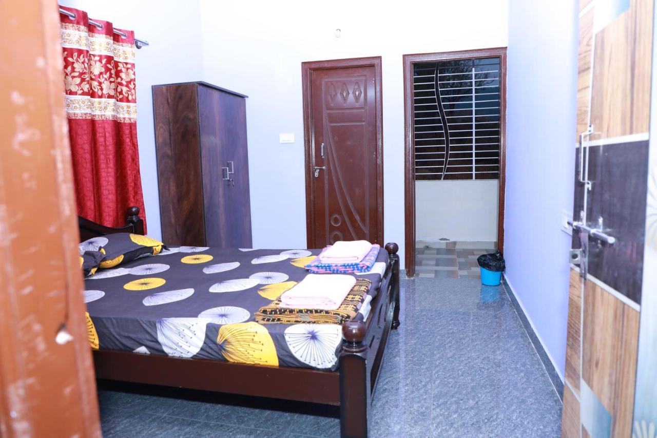 Two Bedroom Flat Non Ac Varun Vihar Near Horsley Hills Kurabala Kota Buitenkant foto